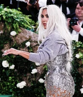 Imagem recente de kimkardashian