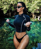 Imagem recente de kimkardashian