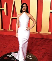 Imagem recente de kimkardashian