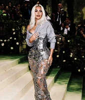 Imagem recente de kimkardashian