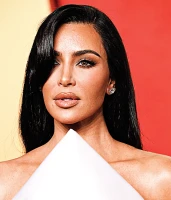 Imagem recente de kimkardashian