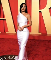 Imagem recente de kimkardashian