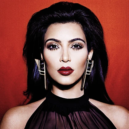 Imagem recente de kimkardashian