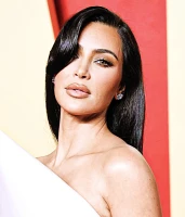 Imagem recente de kimkardashian