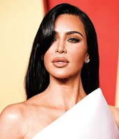 Imagem recente de kimkardashian