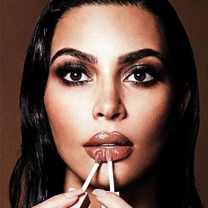 Imagem recente de kimkardashian