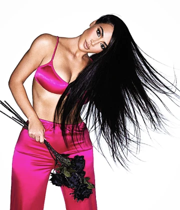 Imagem recente de kimkardashian