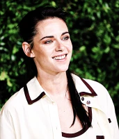 Imagem recente de kristen