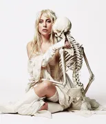 Imagem recente de lady-gaga