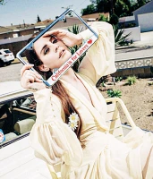 Imagem recente de lanadelrey