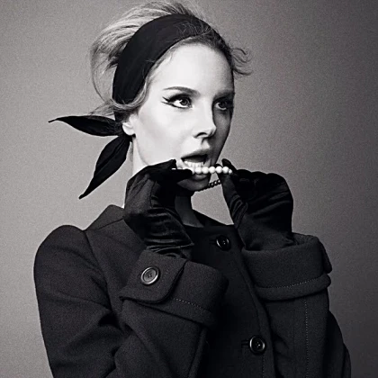 Imagem recente de lanadelrey