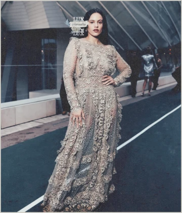 Imagem recente de larosalia