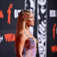 Imagem recente de larsson