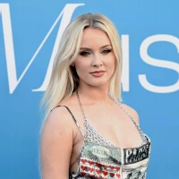 Imagem recente de larsson