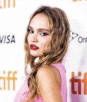 Imagem recente de lilydepp