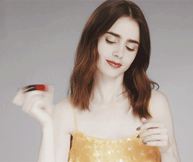 Imagem recente de lilyjanecollins