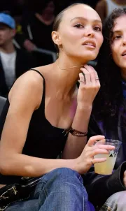 Imagem recente de lilyrosedepp