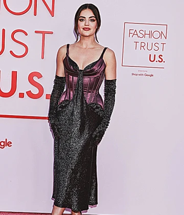 Imagem recente de lucyhale