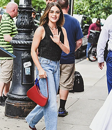 Imagem recente de lucyhale