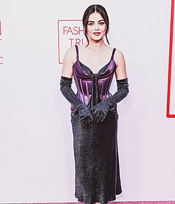 Imagem recente de lucyhale