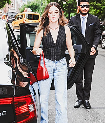 Imagem recente de lucyhale