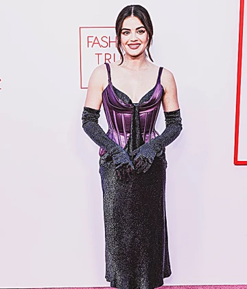 Imagem recente de lucyhale