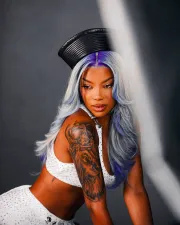 Imagem recente de ludmilla