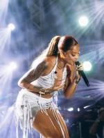 Imagem recente de ludmilla