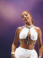 Imagem recente de ludmilla