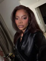 Imagem recente de ludmilla