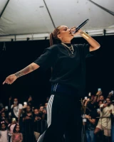 Imagem recente de ludmilla