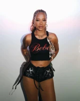 Imagem recente de ludmilla