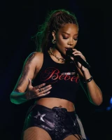 Imagem recente de ludmilla