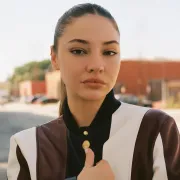 Imagem recente de madelyncline