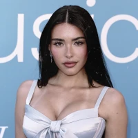 Favorito especial de dovecameron