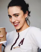 Imagem recente de margaretqualley