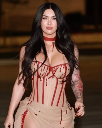 Imagem recente de meganfox