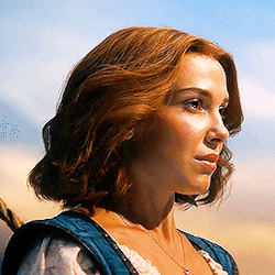 Imagem recente de milliebobby_brown