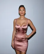 Imagem recente de nicolescherzinger