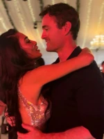 Imagem recente de nicolescherzinger