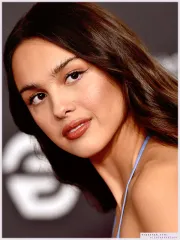 Imagem recente de olivia-rodrigo