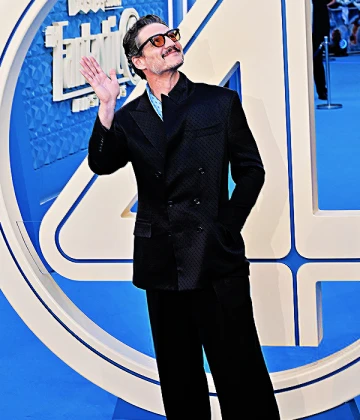 Imagem recente de pedropascal