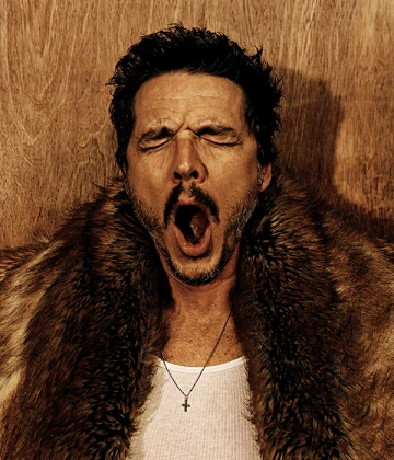 Imagem recente de pedropascal