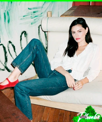 Imagem recente de phoebetonkin