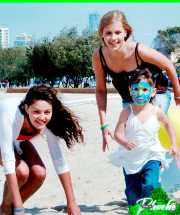 Imagem recente de phoebetonkin