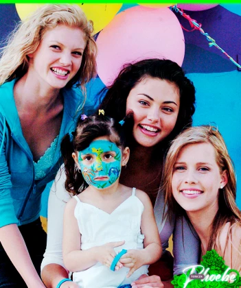 Imagem recente de phoebetonkin