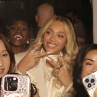 Imagem recente de queenbey