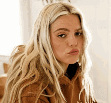 Imagem recente de reneerapp