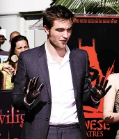 Imagem recente de robert_pattinson