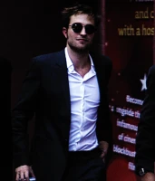 Imagem recente de robert_pattinson